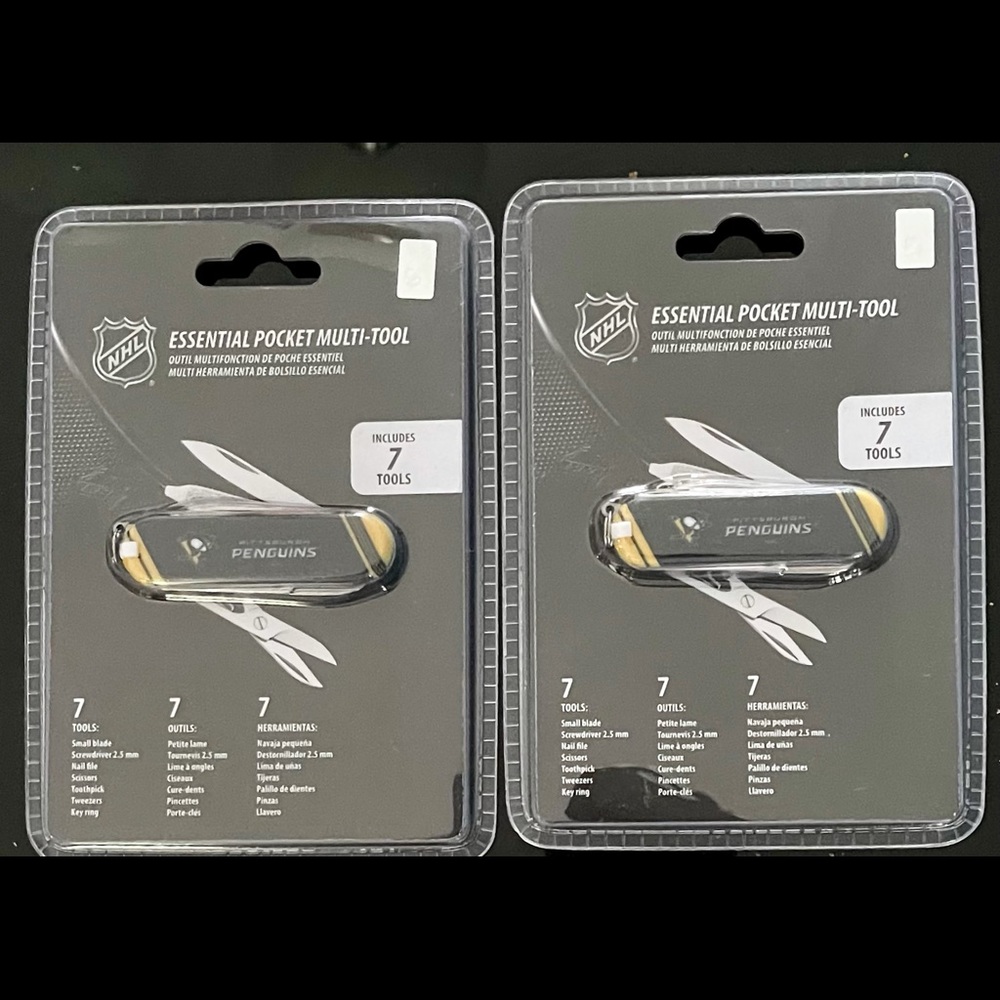 Pittsburgh Penguins 7 tool pocket/keychain nib
